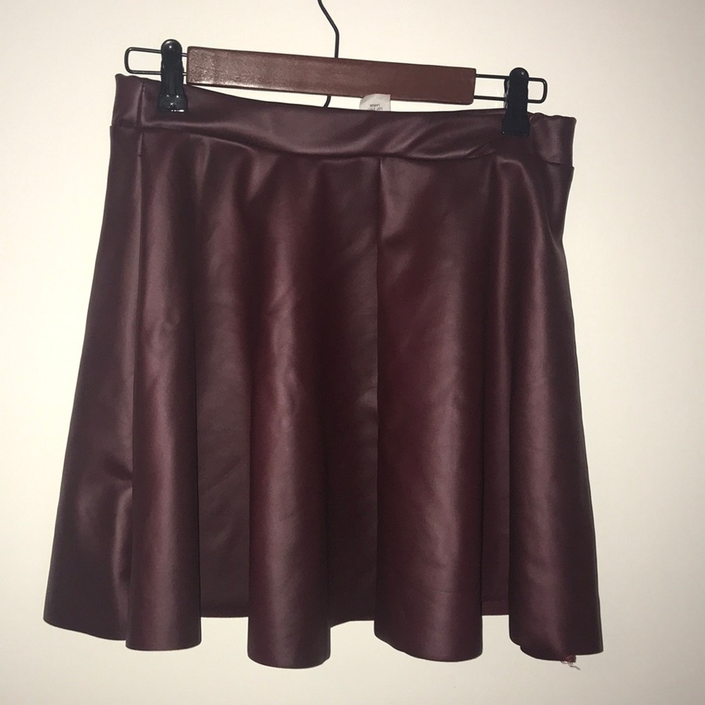 Wine red fake leather skirt